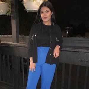 Meet your Posher, Huda